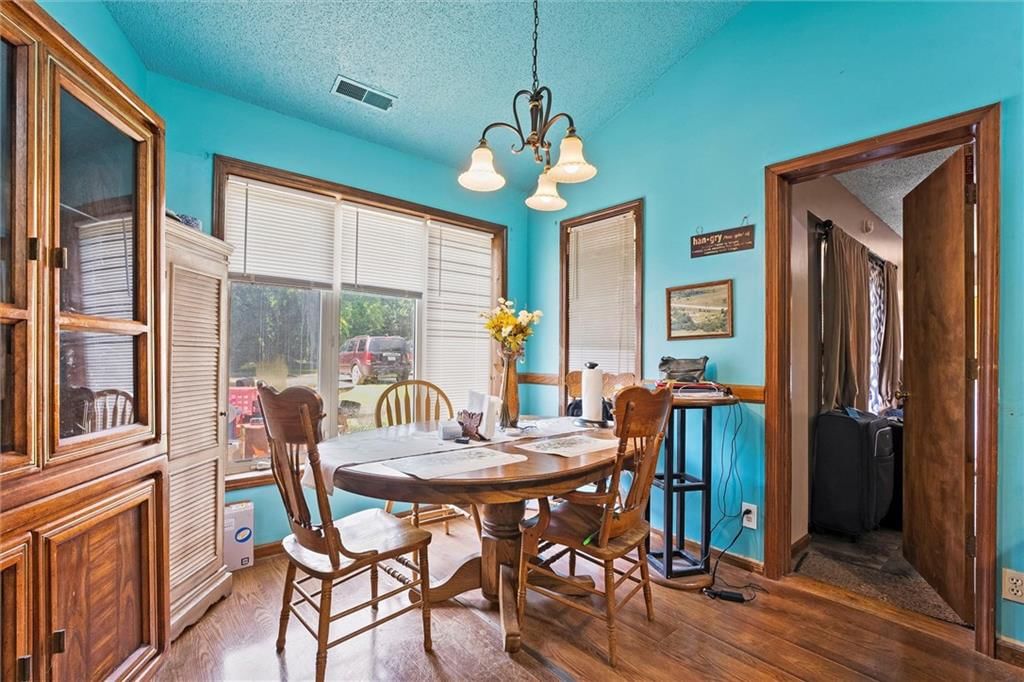 Photo 11 of 35 - 12925 246th Street