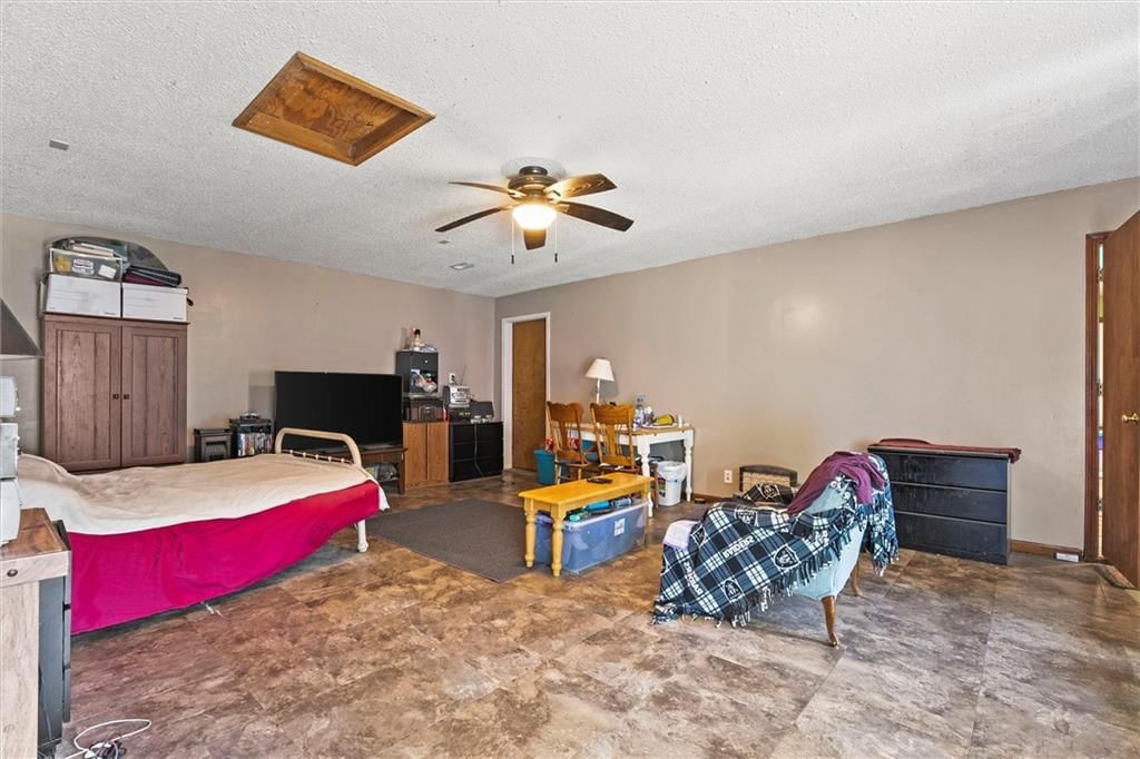 Photo 14 of 35 - 12925 246th Street