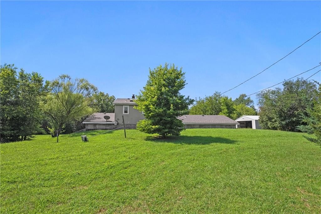 Photo 25 of 35 - 12925 246th Street
