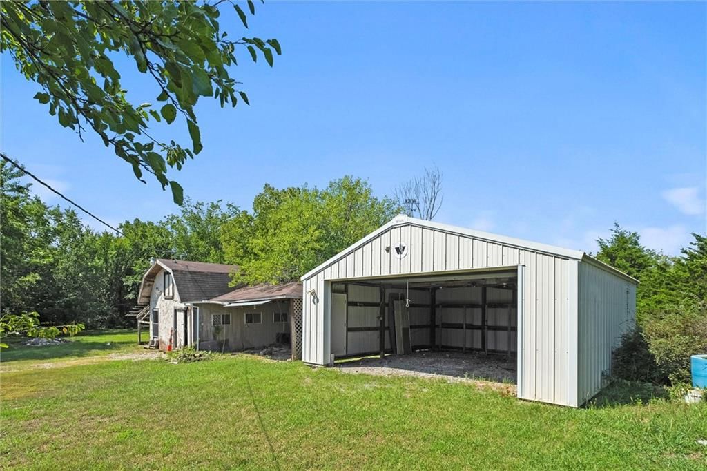 Photo 27 of 35 - 12925 246th Street