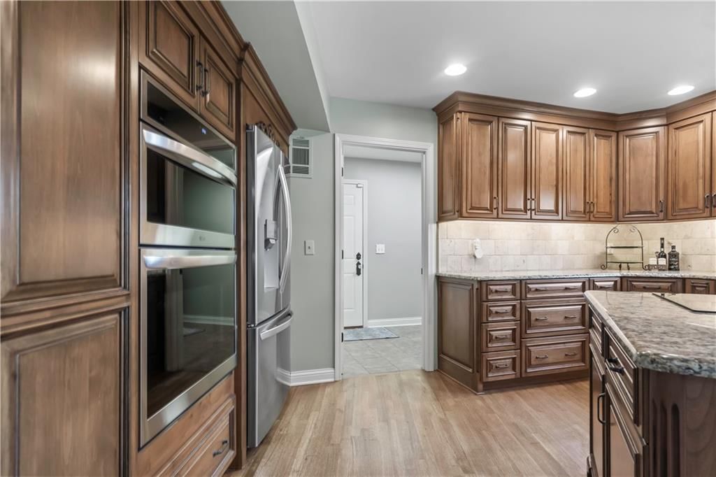 12701 W 118th Street — photo 22