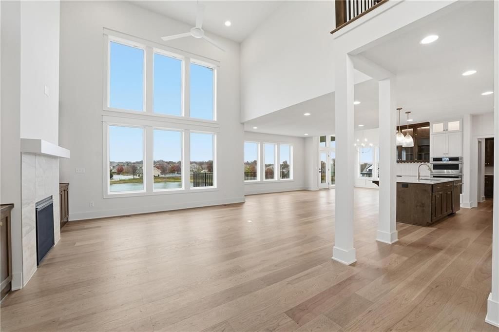 2304 NE Shoal Creek Parkway — photo 9