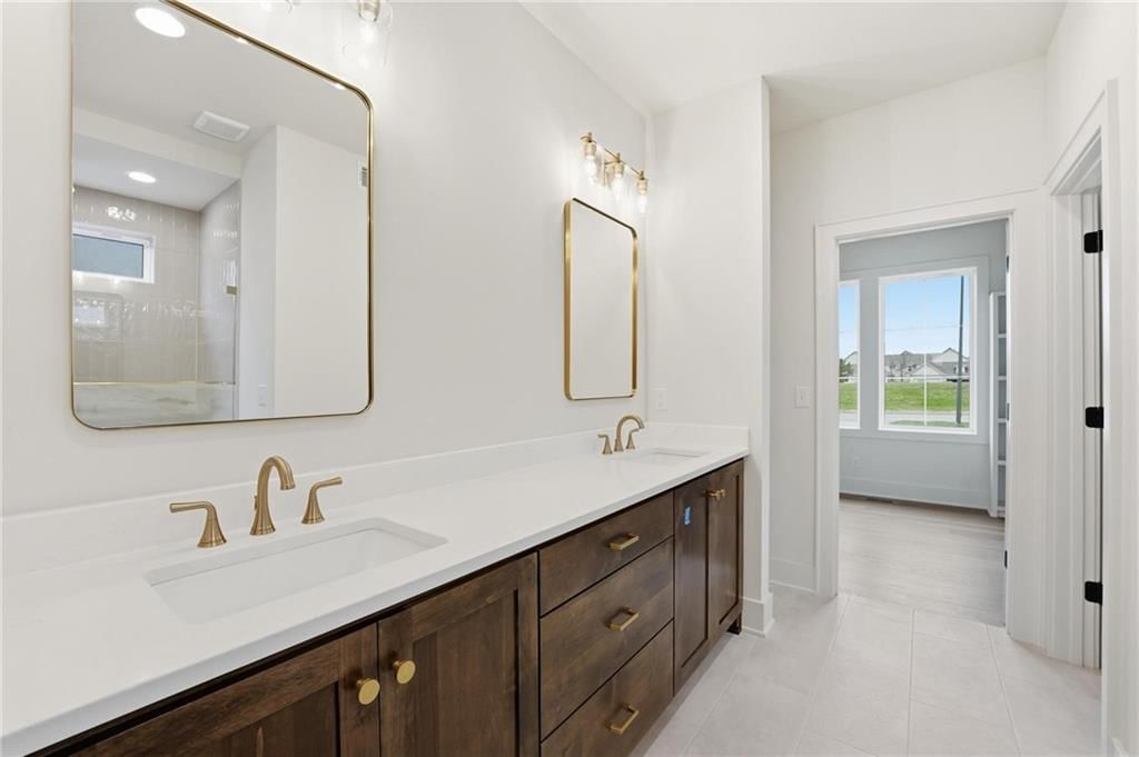2304 NE Shoal Creek Parkway — photo 33