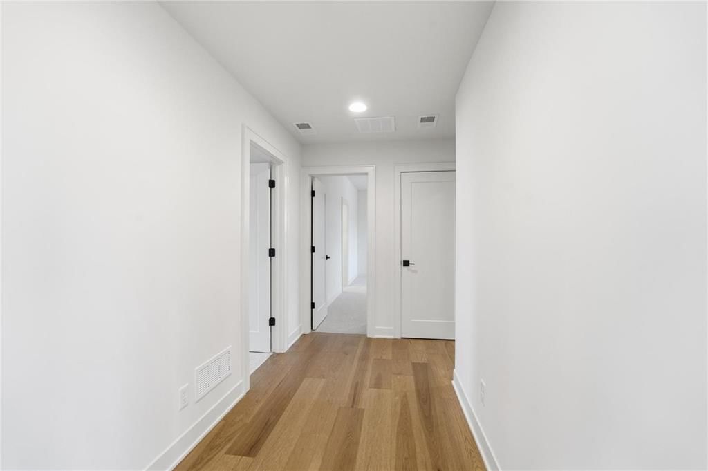 2304 NE Shoal Creek Parkway — photo 38