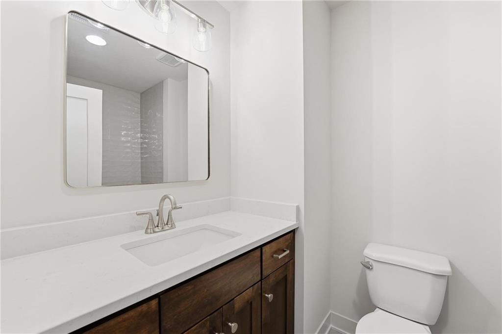2304 NE Shoal Creek Parkway — photo 41