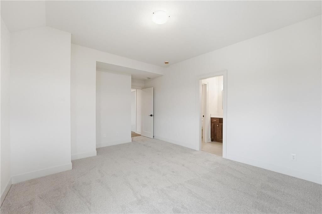 2304 NE Shoal Creek Parkway — photo 44