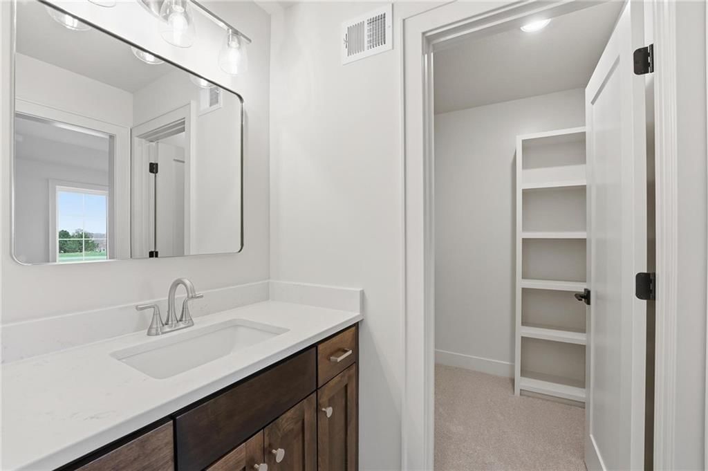 2304 NE Shoal Creek Parkway — photo 47