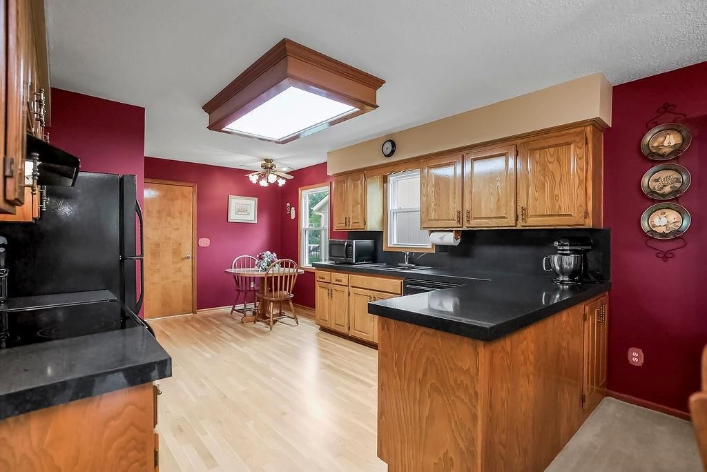 Photo 7 of 54 - 15703 W 125th Street
