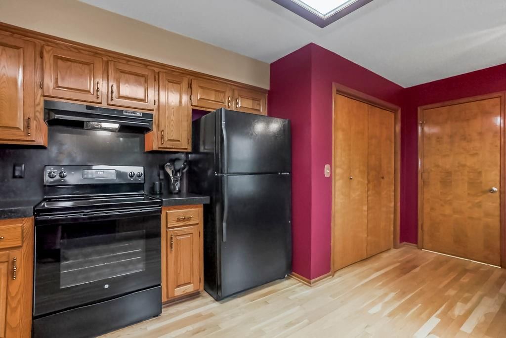 Photo 8 of 54 - 15703 W 125th Street