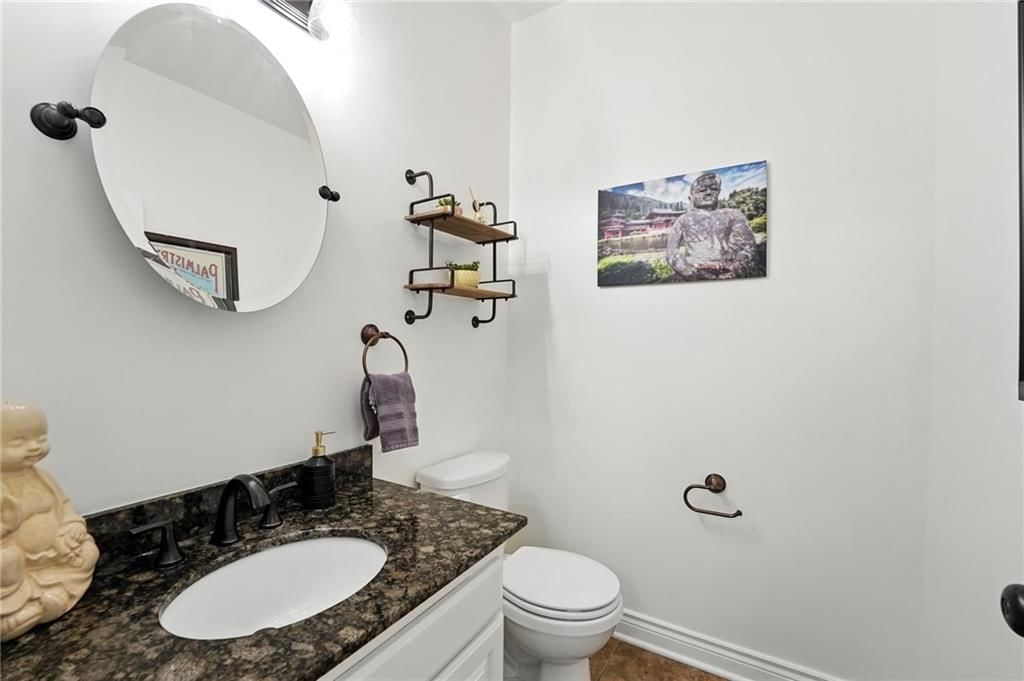 Photo 13 of 28 - 6025 Vardon Drive
