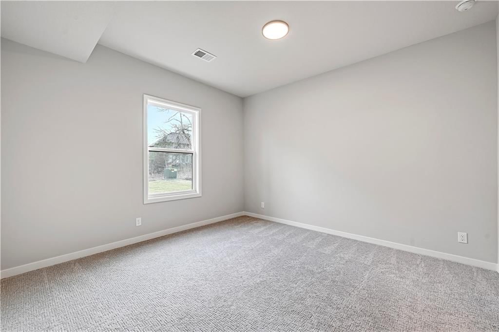 15253 W 162nd Street — photo 40