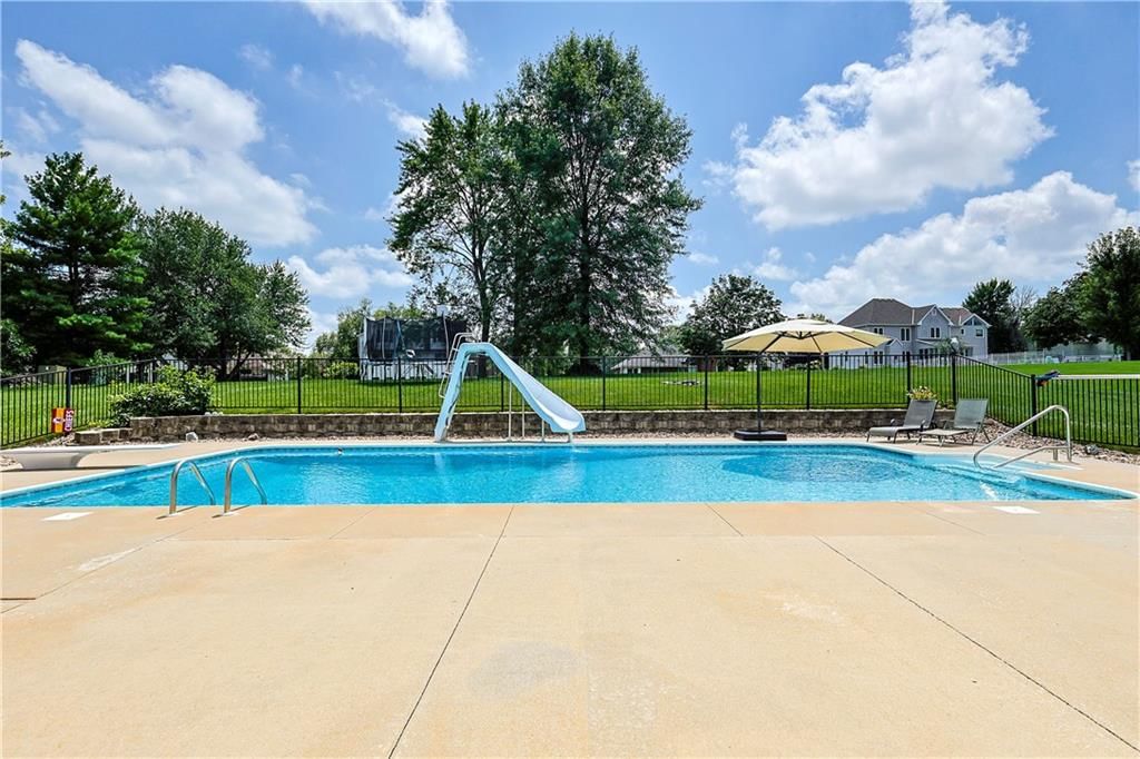 Photo 16 of 84 - 4812 Corinth Drive