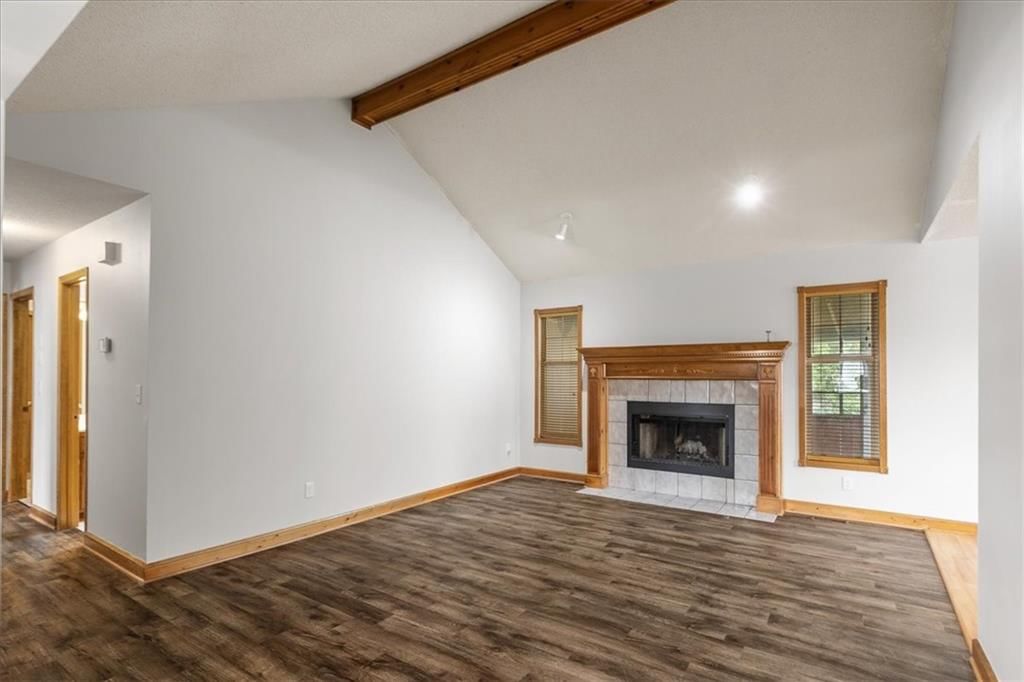3216 S Bryn Mawr Drive — photo 4