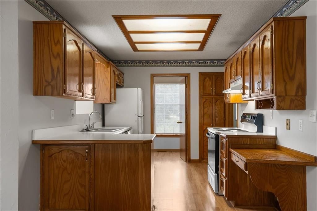 3216 S Bryn Mawr Drive — photo 12