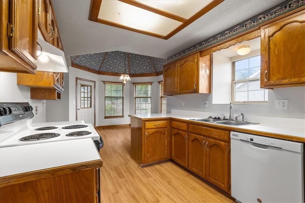 3216 S Bryn Mawr Drive — photo 15