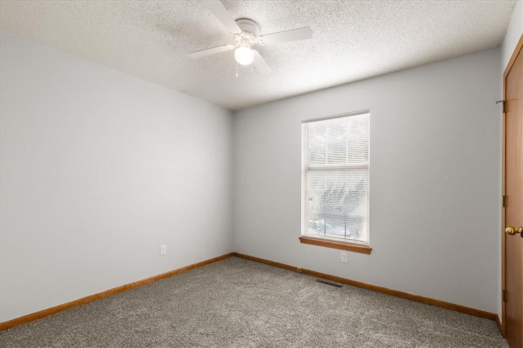 3216 S Bryn Mawr Drive — photo 18