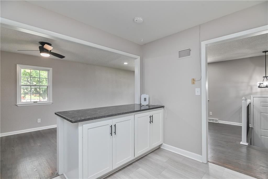 5711 E 98th Terrace — photo 9