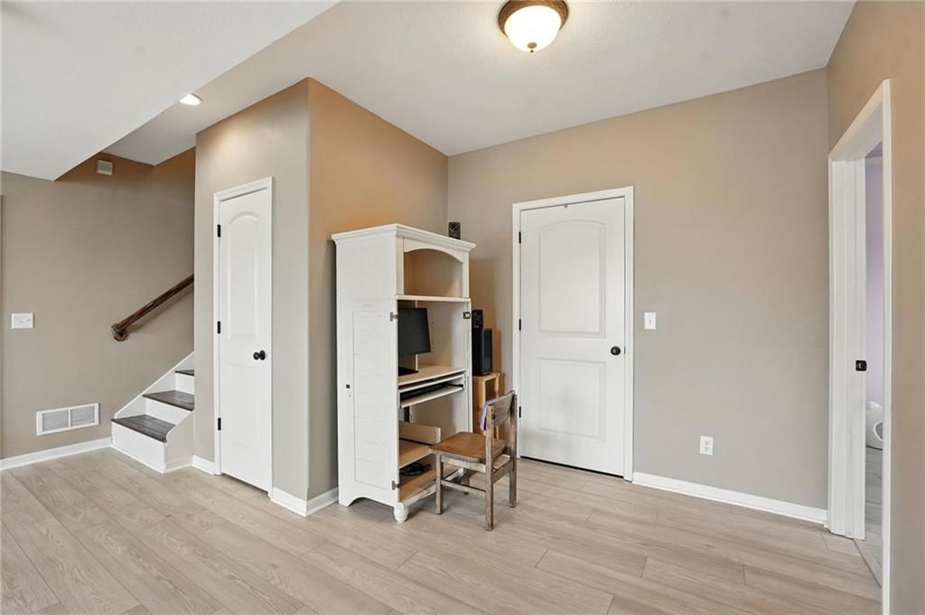 Photo 21 of 37 - 2211 NW Hedgewood Drive