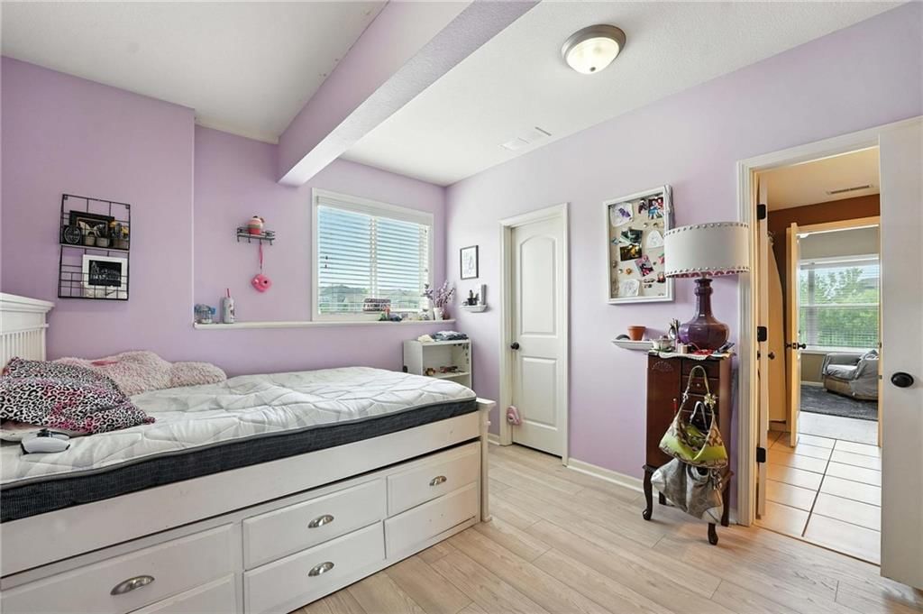 Photo 23 of 37 - 2211 NW Hedgewood Drive