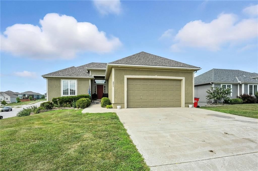 Photo 34 of 37 - 2211 NW Hedgewood Drive