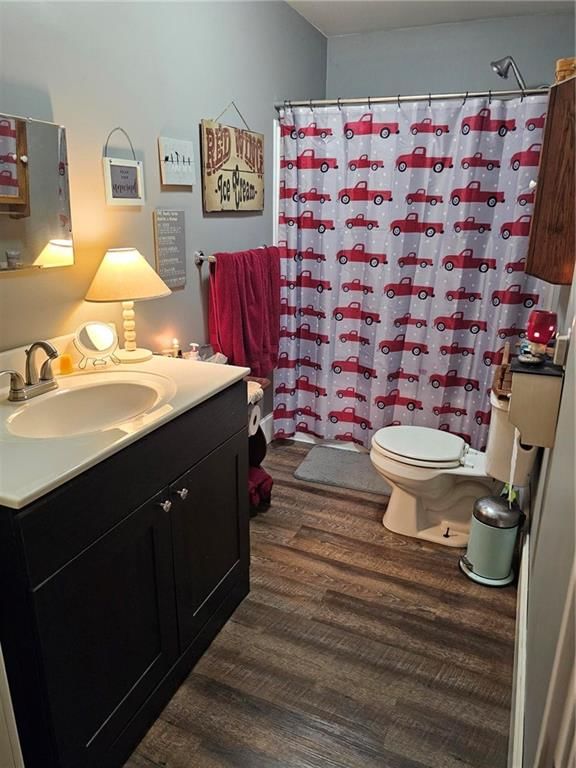 Photo 23 of 28 - 380 Locust Street