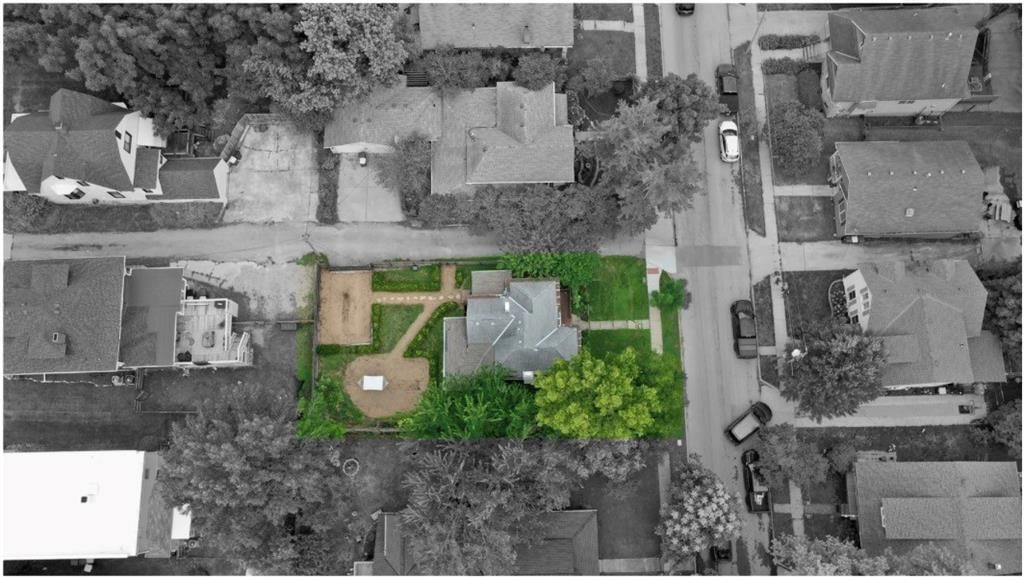 Photo 26 of 30 - 334 W Kansas Street