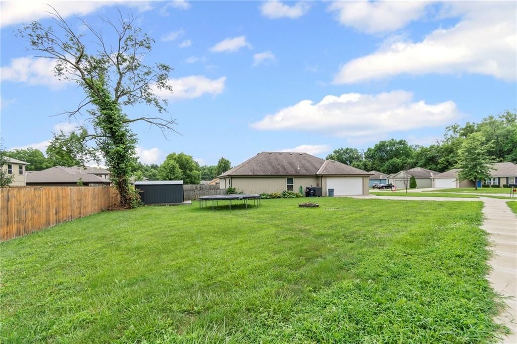 1101 SE Oak Ridge Drive — photo 3