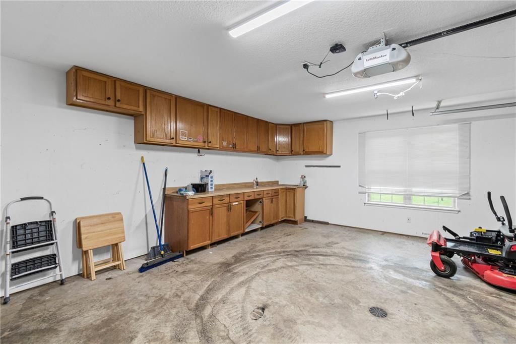 1101 SE Oak Ridge Drive — photo 27