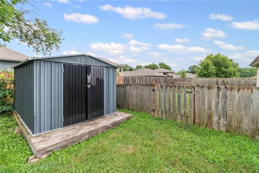 1101 SE Oak Ridge Drive — photo 28