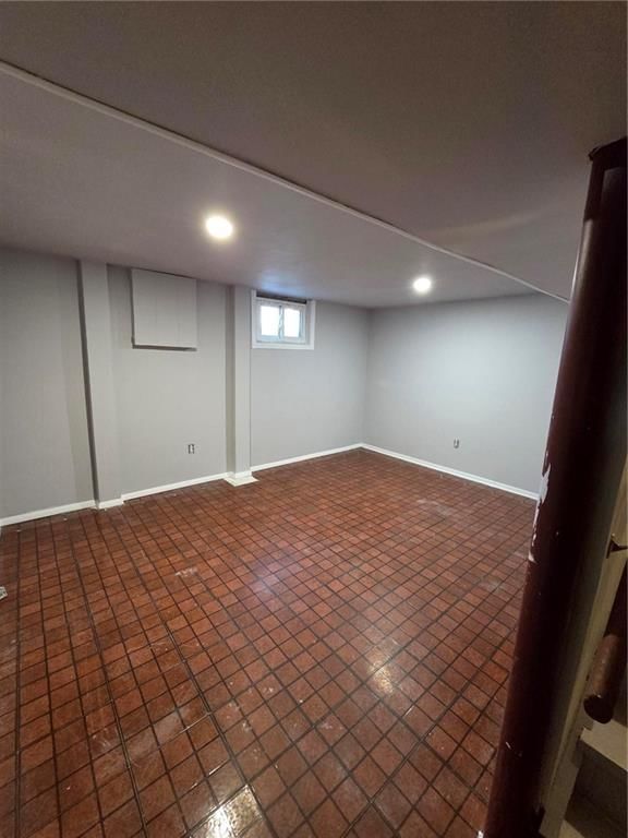 832 W Charles Street — photo 13