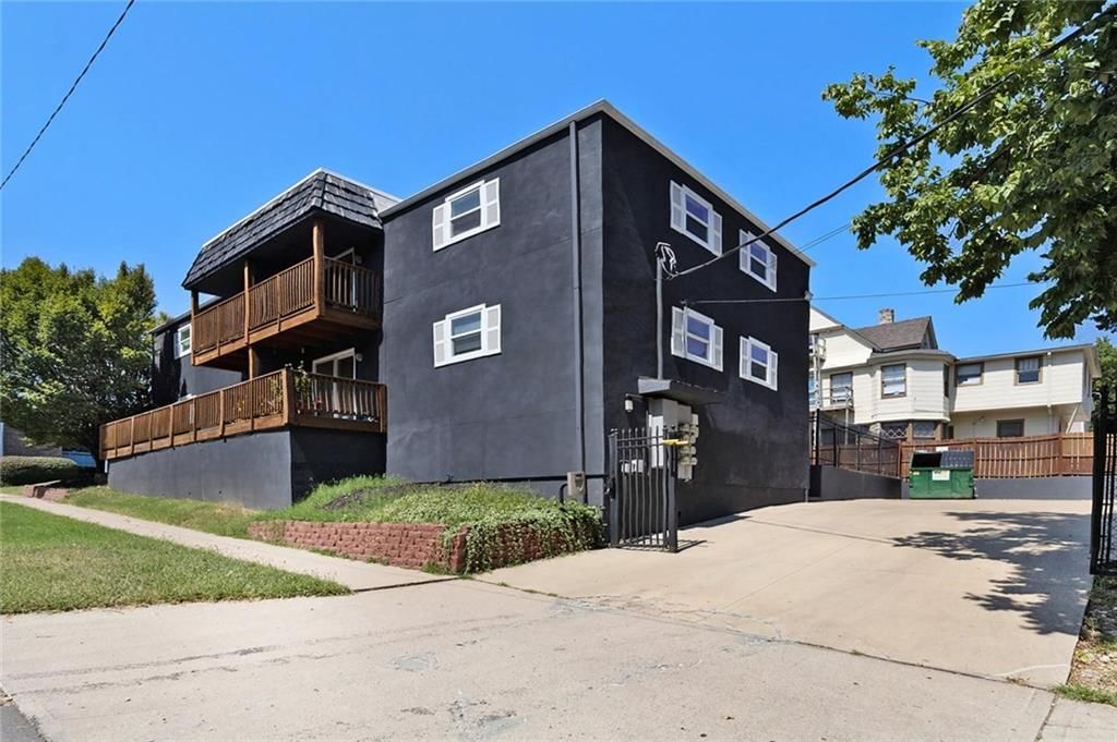 4063 Warwick Boulevard — photo 2