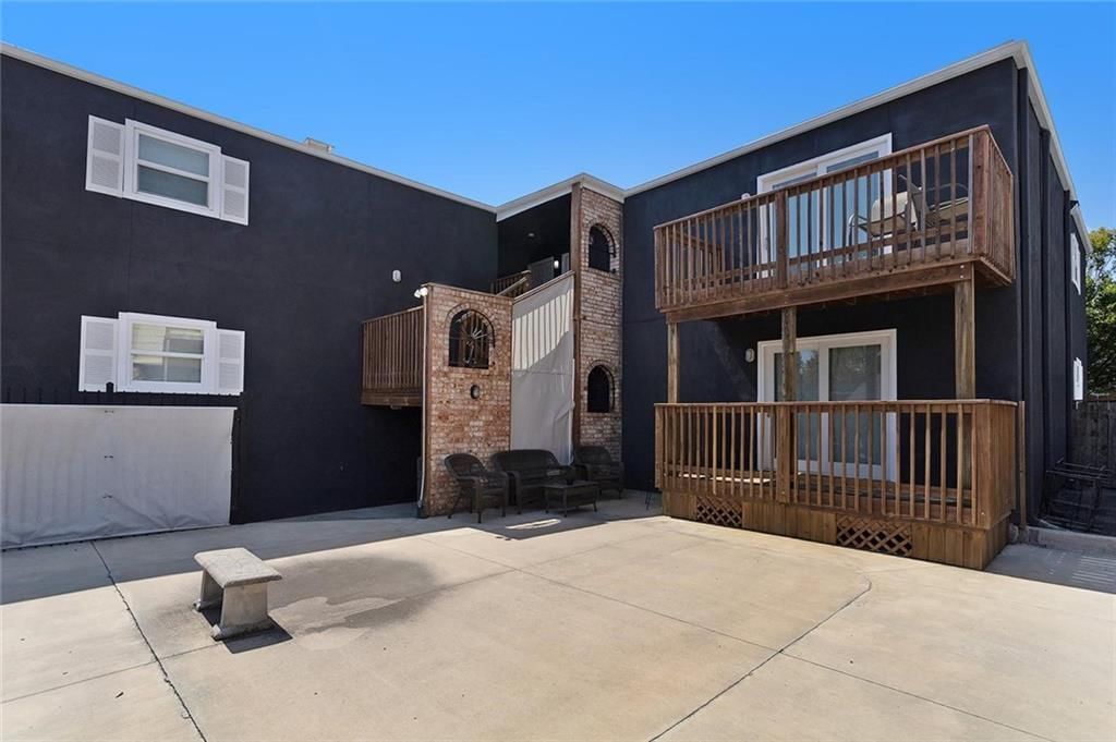 4063 Warwick Boulevard — photo 11