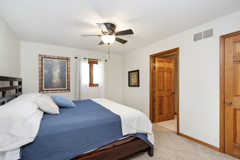 284 W Flint Hills Drive — photo 9
