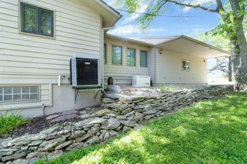284 W Flint Hills Drive — photo 31