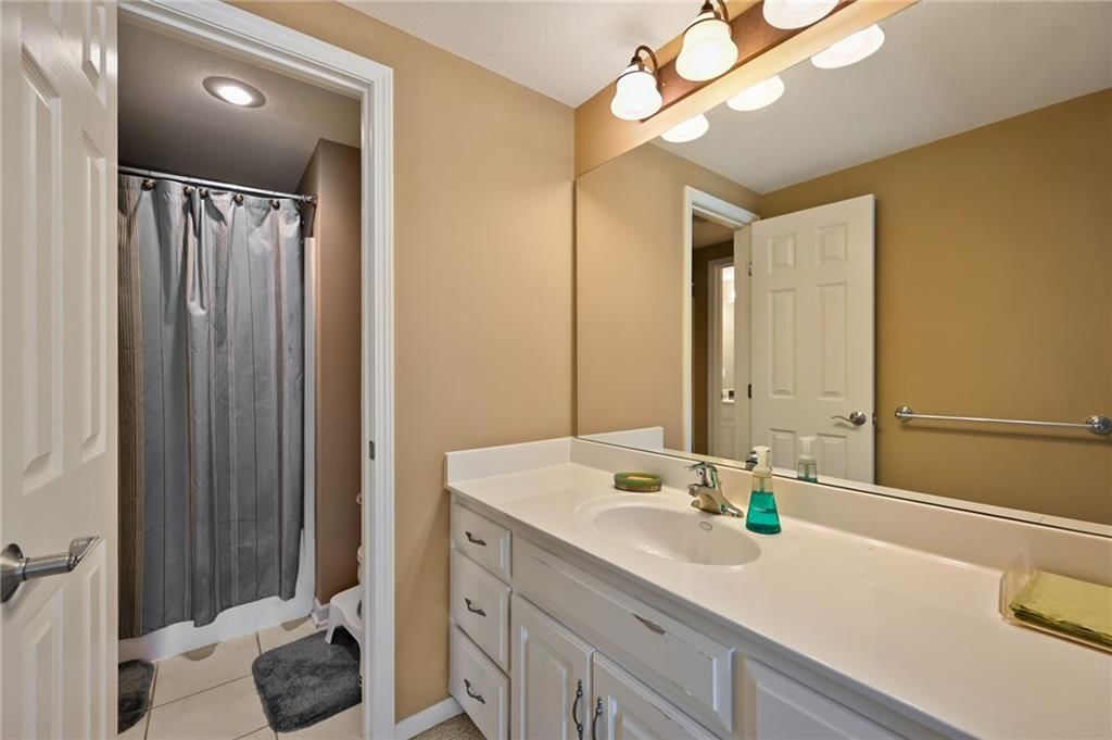 Photo 31 of 34 - 604 NE Twin Brook Drive