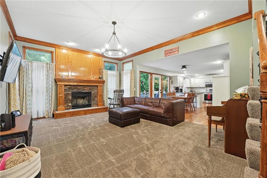 Photo 5 of 54 - 6235 N Forest Drive