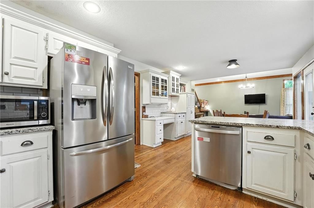 Photo 13 of 54 - 6235 N Forest Drive