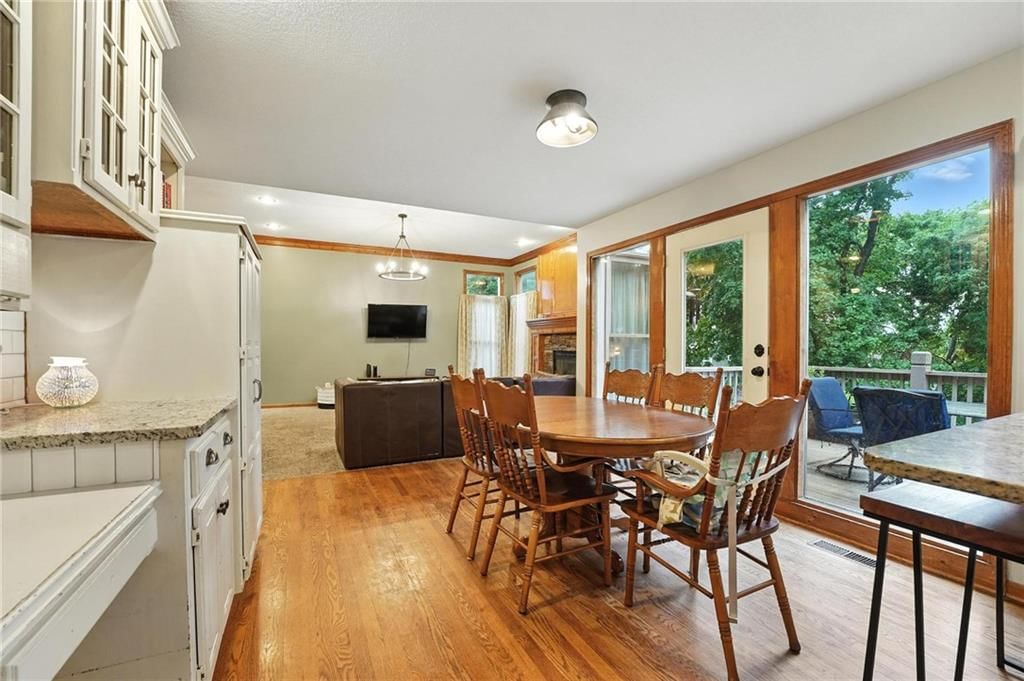 Photo 14 of 54 - 6235 N Forest Drive