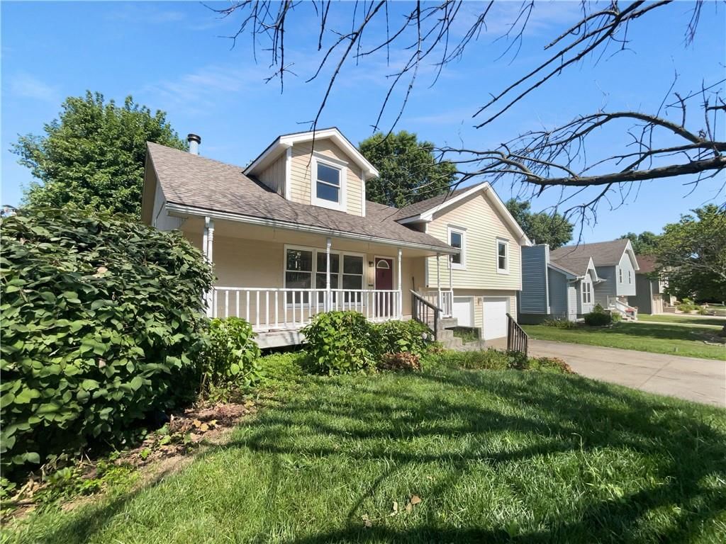 1706 Regency Drive — photo 17