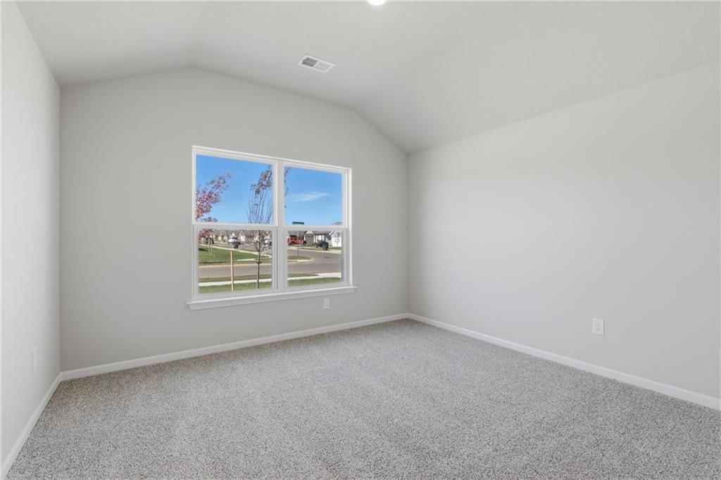 517 N Persimmon Street — photo 24