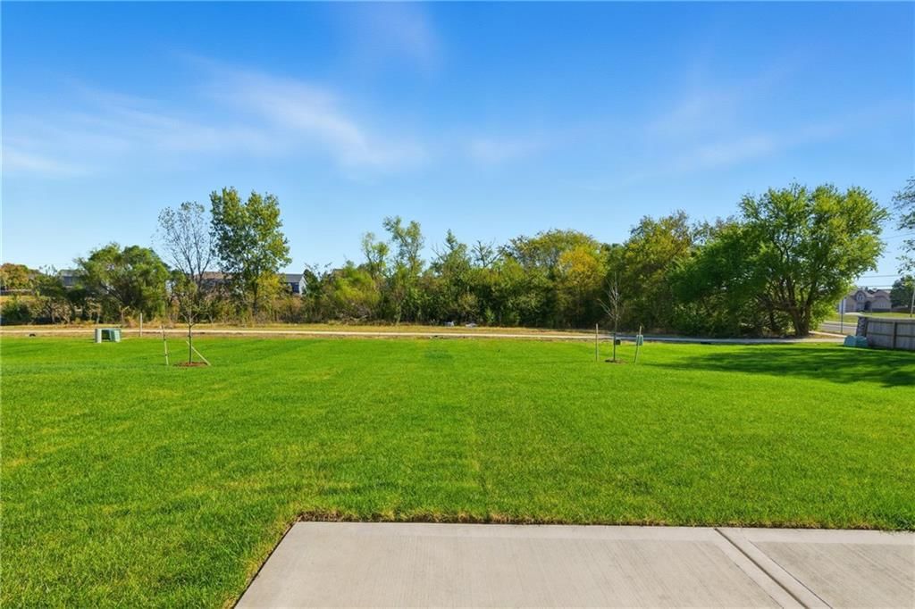 517 N Persimmon Street — photo 30