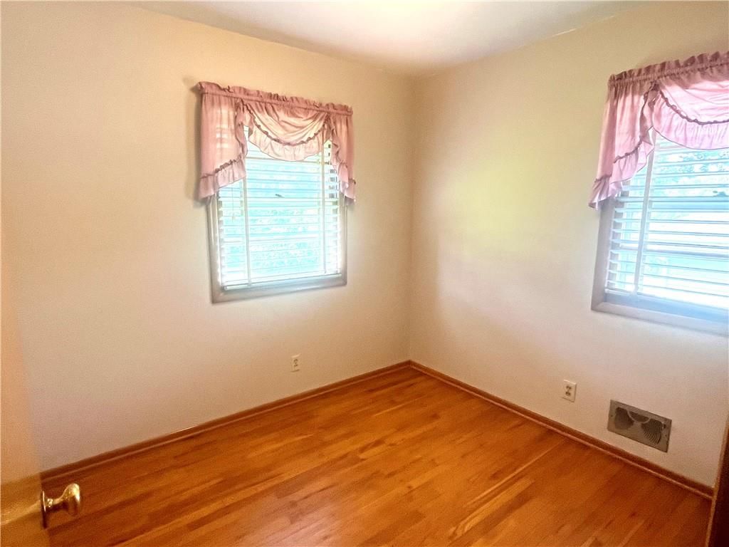 11111 Lake Street — photo 8