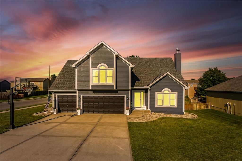 7419 N Booth Avenue, Kansas City, MO