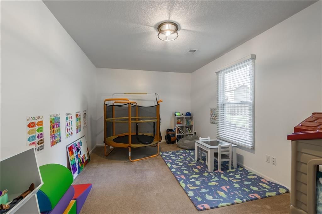7419 N Booth Avenue — photo 31