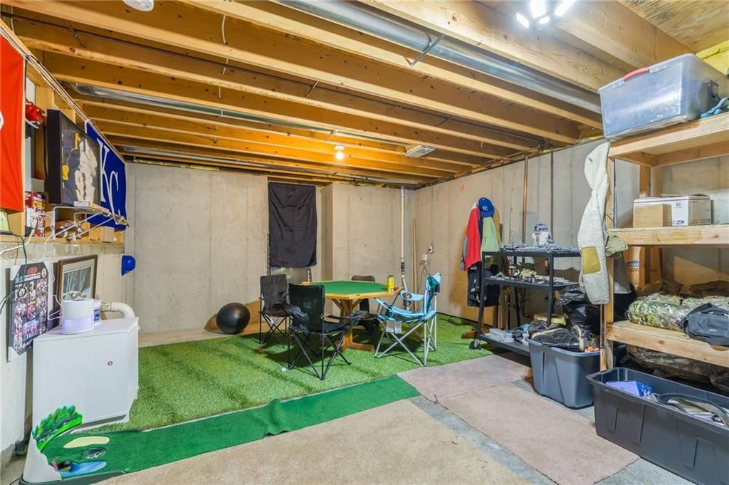 7419 N Booth Avenue — photo 33