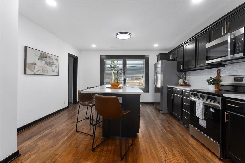 Photo 14 of 40 - 206 SW 22nd Street