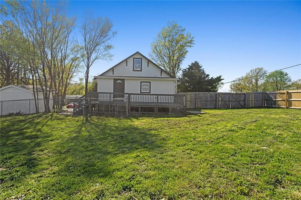 Photo 36 of 40 - 206 SW 22nd Street