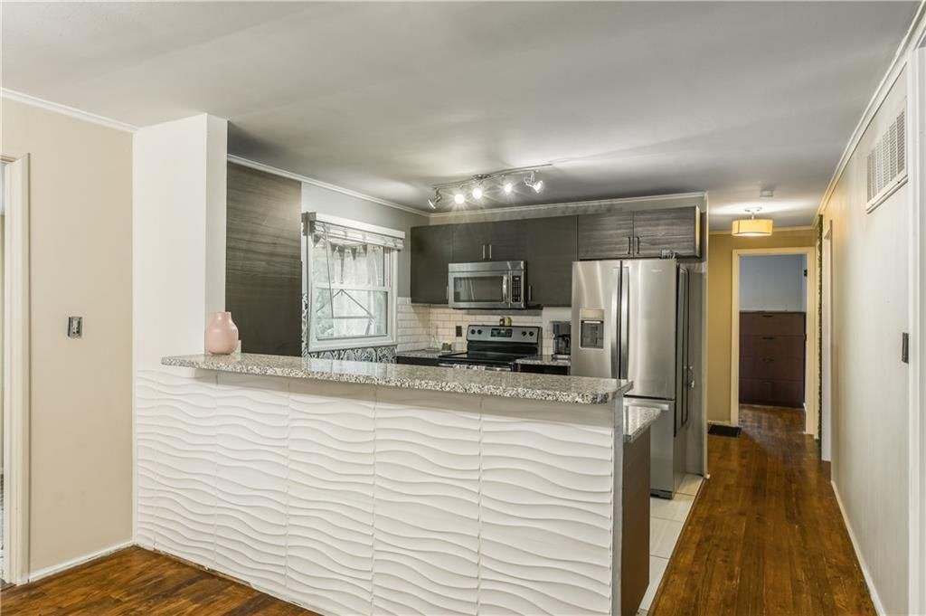808 NE 62nd Street — photo 8