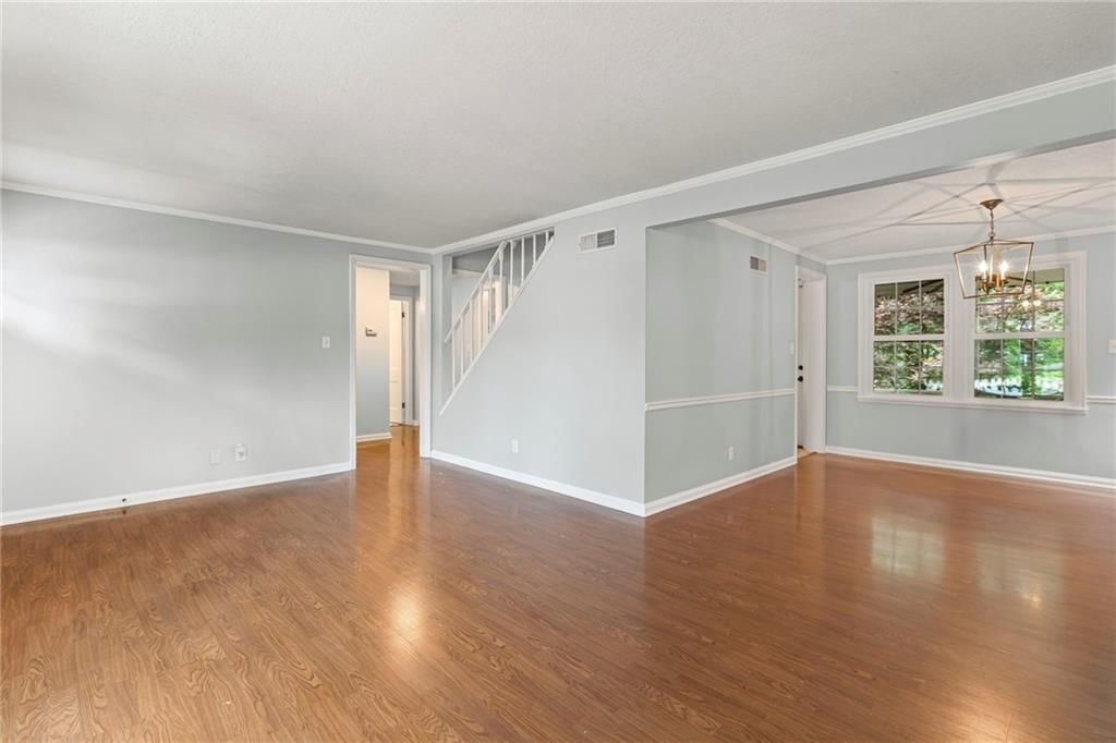 7407 Roe Avenue — photo 8
