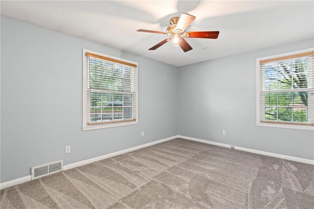 7407 Roe Avenue — photo 15